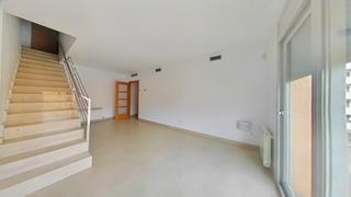 Zweistöckige Wohnung in Eixample Nord