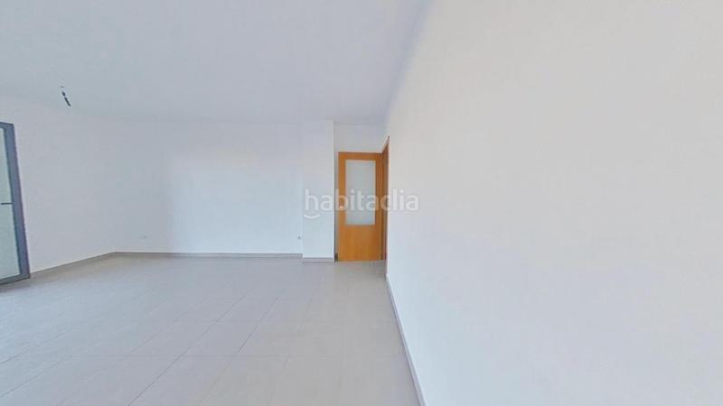 Foto 940c3d42-e888-48c6-a1e1-d0b50d40fa08. Pis amb calefacció a Corea Gandia