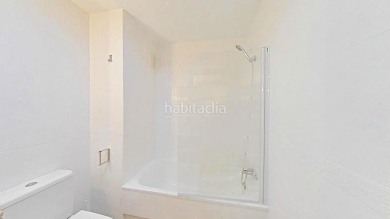 Foto 141f733d-6eb8-42aa-a749-23eb2be76fbe. Pis amb aparcament a Bellavista Sevilla