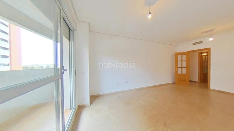 Foto 5c103970-ac54-4133-879a-127563723db2. Pis amb aparcament a Bellavista Sevilla