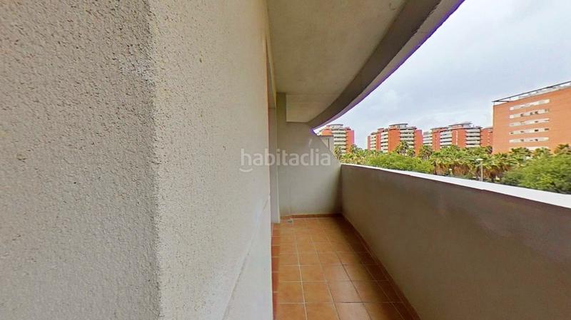 Foto b11c5e5a-9f67-4322-aa46-a8c0d2c25fb1. Pis amb aparcament a Bellavista Sevilla
