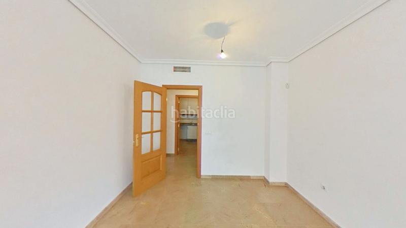 Foto e9c11080-b2fc-4505-a6e8-a565f3ba01ff. Pis amb aparcament a Bellavista Sevilla
