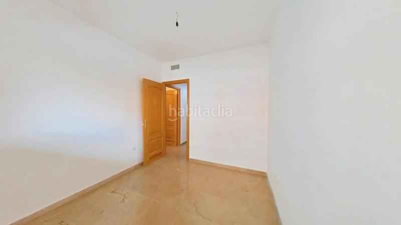 Foto efb9e5b1-4ec8-4994-96b8-de7ee6e288aa. Pis amb aparcament a Bellavista Sevilla