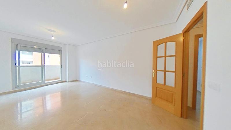 Foto f89eec7f-c46d-4d5f-9a84-e910eed7e914. Pis amb aparcament a Bellavista Sevilla