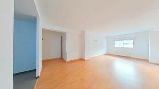 Etagenwohnung in La Sagrera