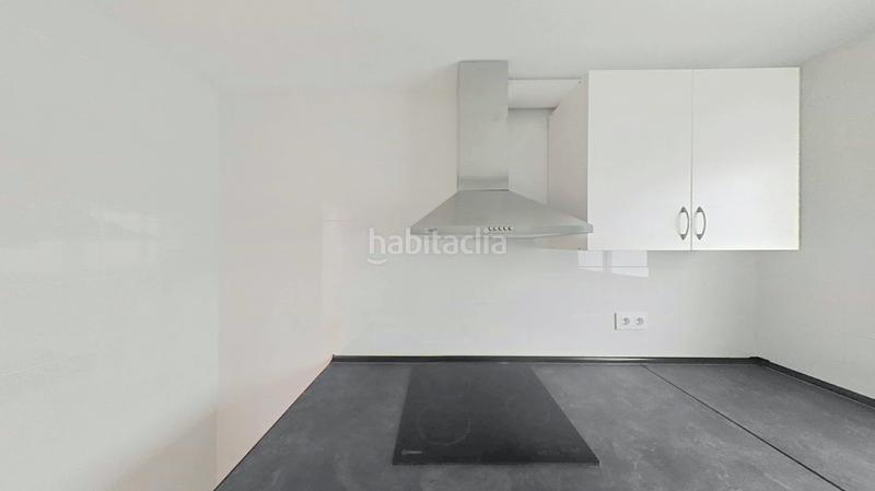 Foto 4c6e8067-b56e-4828-bd32-9066ea03638a. Piso en Roquetes Barcelona