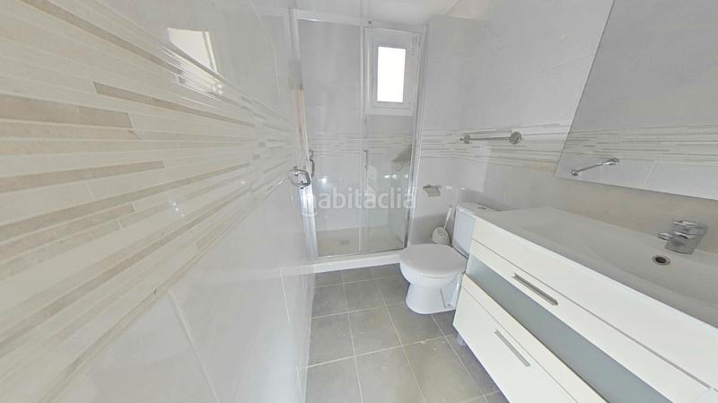 Foto 3fddadb3-1931-483e-b8da-1e9e513600d6. Pis a Roquetes Barcelona