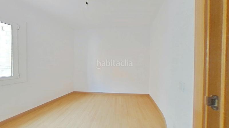 Foto e9b07e9f-3629-42bc-bea1-ea1056f8ab7c. Pis a Roquetes Barcelona