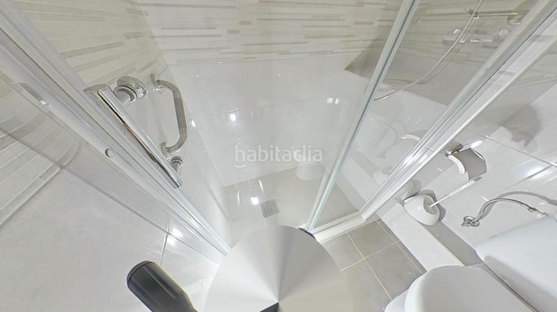 Foto f20d9189-dddf-401d-b768-bd891d393428. Pis a Roquetes Barcelona