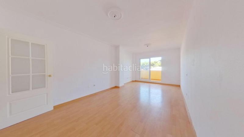 Foto 2ebc2141-e59f-4db3-a310-3bfc141e2361. Flat with parking pool in El Pinillo Torremolinos