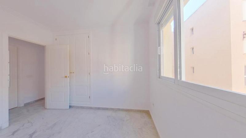 Foto 576e3c52-1df3-43c5-bbf7-c16858097b36. Piso en El Pinillo Torremolinos