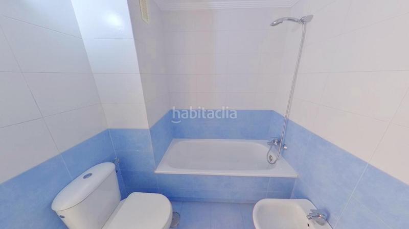 Foto 6ca2f822-d2c9-46e8-8148-e8156a9d1097. Piso en El Pinillo Torremolinos