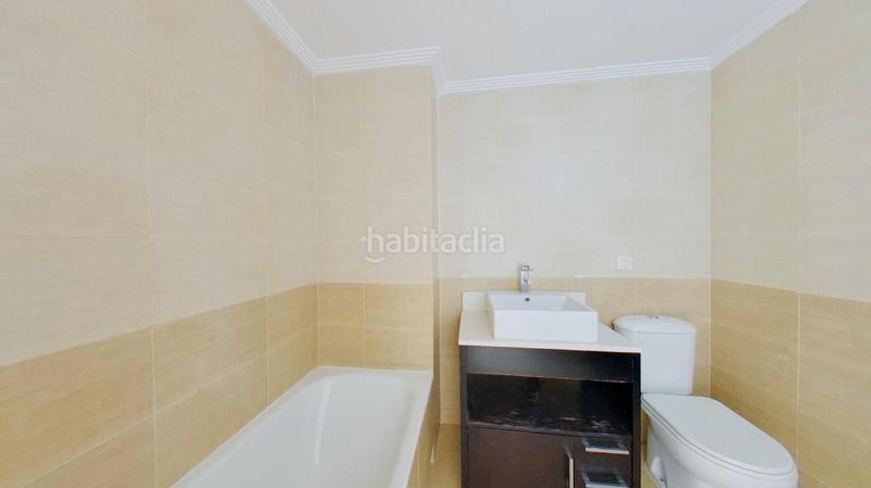 Foto 981912f0-6882-4708-b418-1ba655b358b7. Piso en El Pinillo Torremolinos