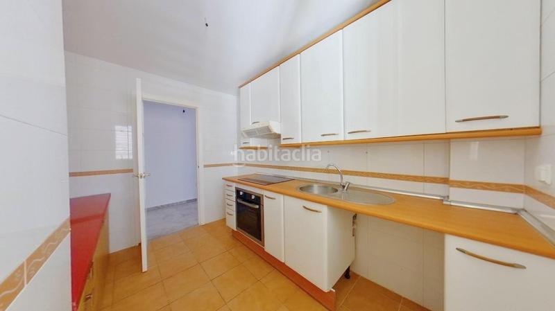 Foto efd224da-e295-4053-8f53-f6f70deb9401. Piso en El Pinillo Torremolinos