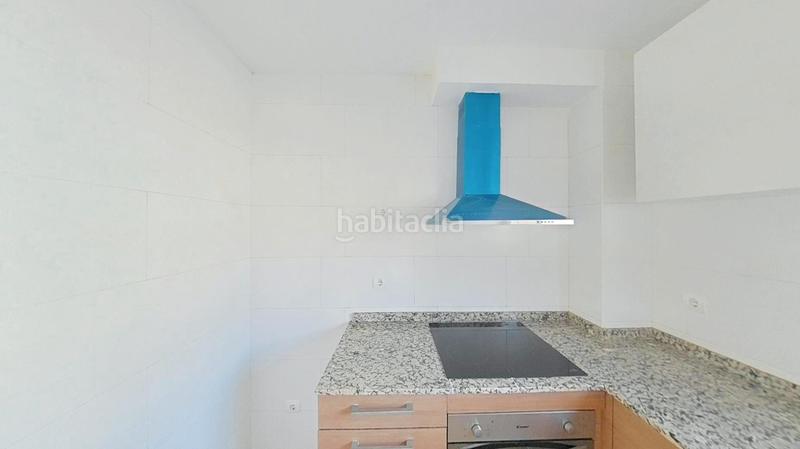 Foto eb1b4558-a434-4e3f-951f-efe82391b3c8. Piso en Bufalà Badalona
