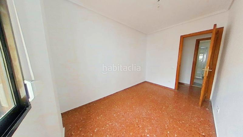 Foto 1648ac01-2296-4506-a35d-0c5a353fc4c8. Appartamento in Torrefiel Valencia