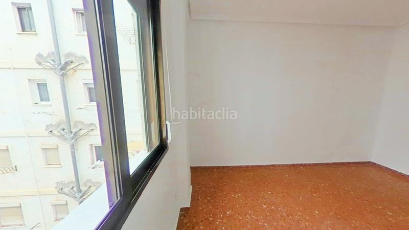 Foto 19536621-80f1-4e4d-b0ca-cedad2e580d7. Appartamento in Torrefiel Valencia