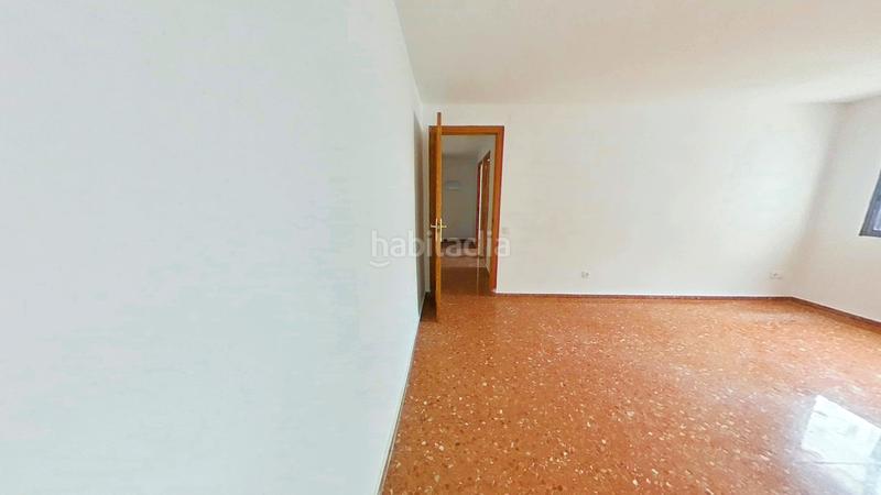 Foto 61f03be0-7374-44cb-864a-f4209bf0d9a8. Appartamento in Torrefiel Valencia