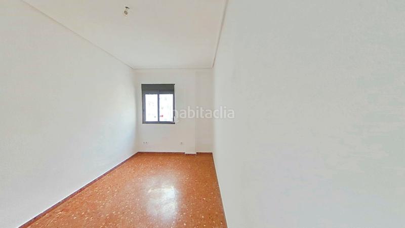 Foto 998d3b43-e195-445c-a9f7-afbf9be18908. Appartamento in Torrefiel Valencia