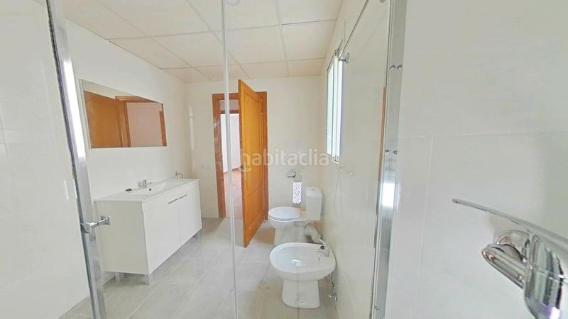Foto aef2cd61-8862-4fb0-83f0-b8a0176e7165. Appartamento in Torrefiel Valencia