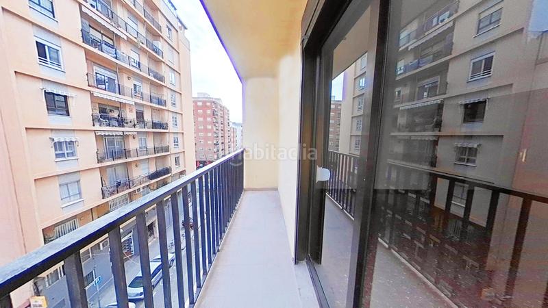 Foto cacb7ef2-3535-4084-9a0b-3032dc98f6de. Pis a Torrefiel Valencia
