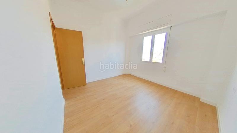 Foto 8a79618f-335b-4067-a553-f6eca5f797be. Piso en Arrancapins Valencia