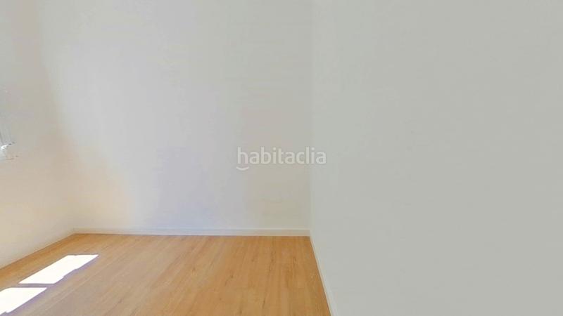 Foto b00bd25f-3301-4c13-aec4-da7fc272e9d0. Piso en Arrancapins Valencia
