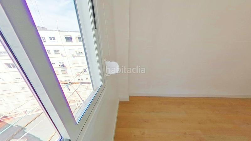 Foto b41f73ac-2496-44bf-8d25-ab8e04d554fe. Piso en Arrancapins Valencia