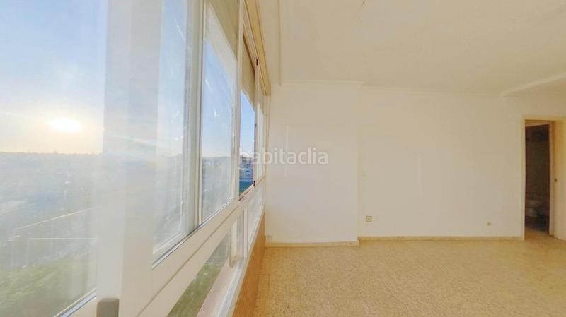 Foto f086d568-7a1d-4ed1-9cda-c99a2f9ab329. Piso en La Oliva Sevilla
