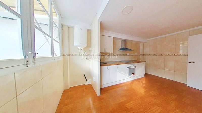 Foto 3ec5c6ac-a181-4678-b6fc-9f2b36f76e3d. Appartamento con riscaldamento in Carrús Este Elche / Elx