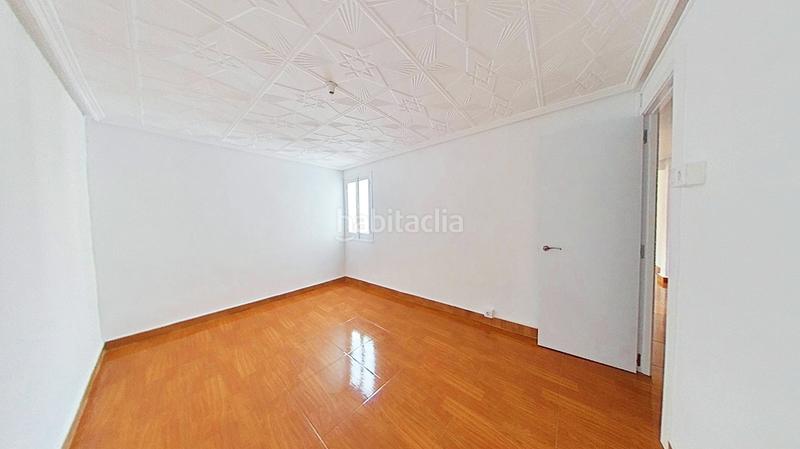 Foto 9c36403d-5578-4701-91cb-d1b7c0f9243c. Piso en Carrús Este Elche / Elx