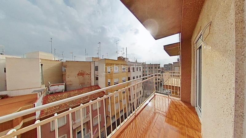 Foto b81ad94f-1598-49be-8b13-9475c00c5a0b. Piso en Carrús Este Elche / Elx
