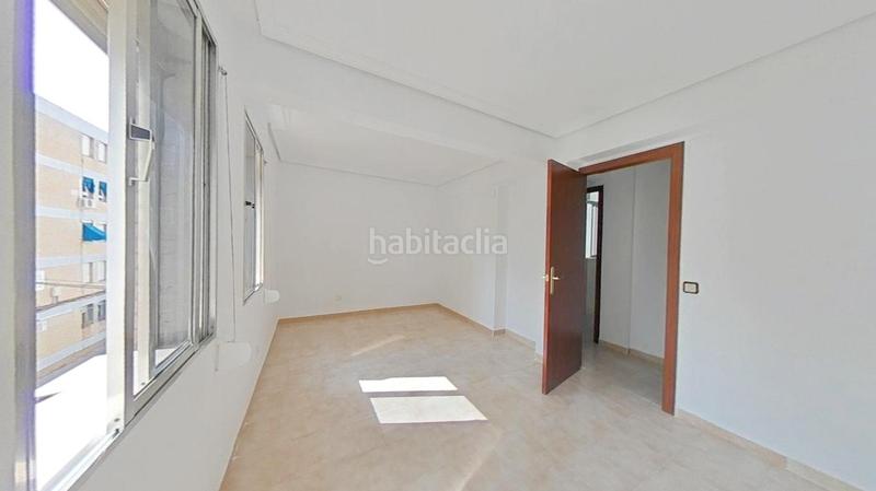 Foto 311e8401-7423-46a5-a94d-6c9cd6900f76. Appartamento con riscaldamento in Juan XXIII - Rochelambert Sevilla