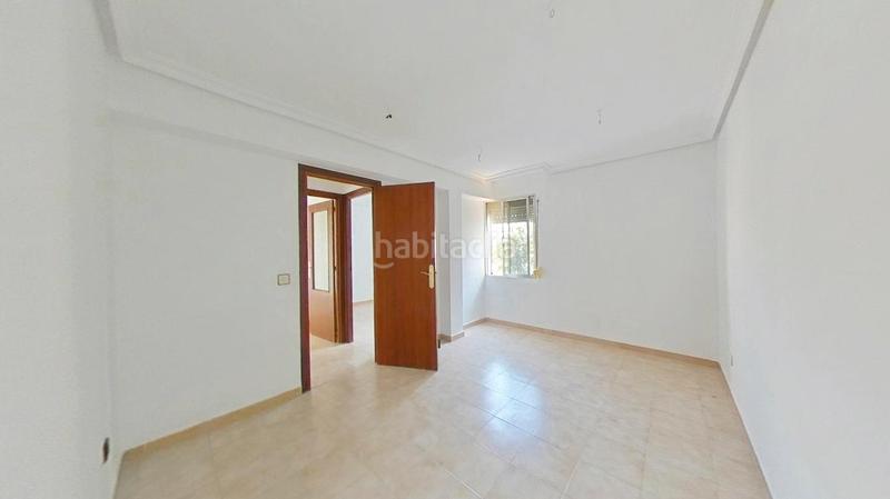 Foto 8bd12c41-8740-461c-8b13-80aff2313ce3. Appartamento con riscaldamento in Juan XXIII - Rochelambert Sevilla
