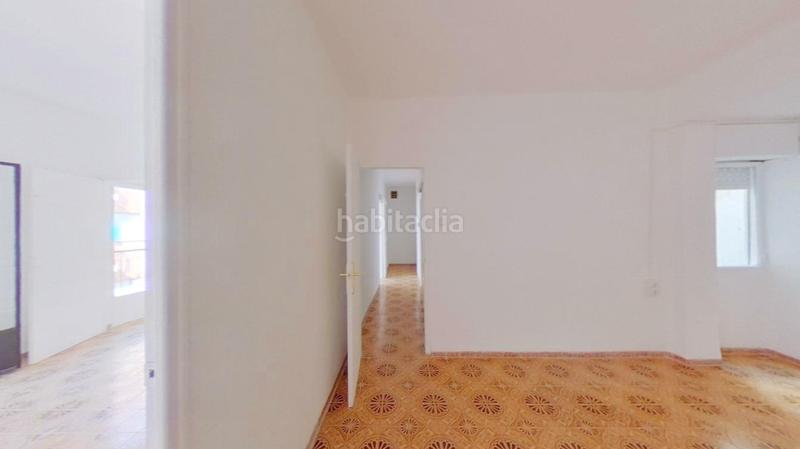 Foto a4f0ecf3-4609-44c4-9e10-919e6acd0458. Piso en El Carmen Murcia