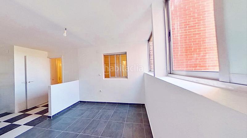 Foto cf1ebb90-507d-45b9-8498-d5059a29f63c. Piso en Palomeras Sureste Madrid