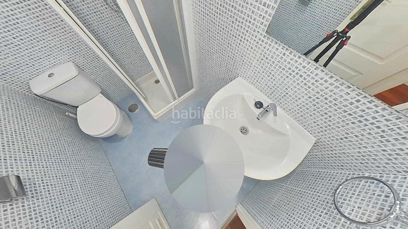 Foto 7c3b9d49-32f0-4ee8-8367-e047ee5be6c2. Piso en Pedregalejo - Morlaco Málaga