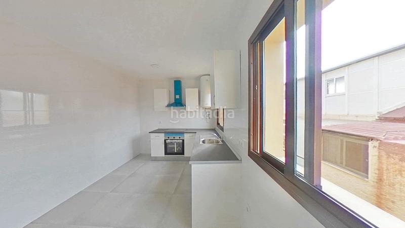 Foto e07a5117-0745-4303-b09a-b9de3322d241. Piso en Pedregalejo - Morlaco Málaga