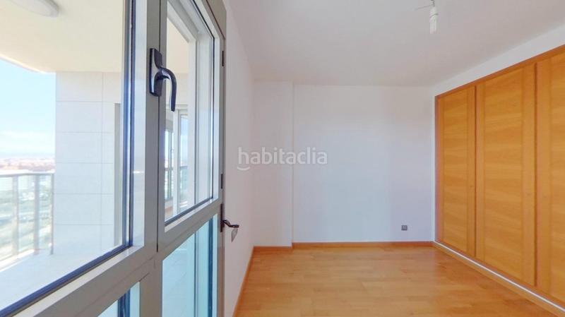 Foto 5d1a3886-32f1-46a0-84f3-4d6004bcfa1e. Piso en La Punta Valencia