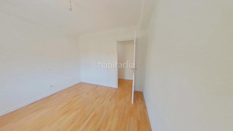 Foto 51d4e455-0bed-4119-90f5-19622be976ad. Appartamento in Llefià Badalona