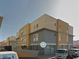 Local Comercial a Calle José Yánez Matos 8