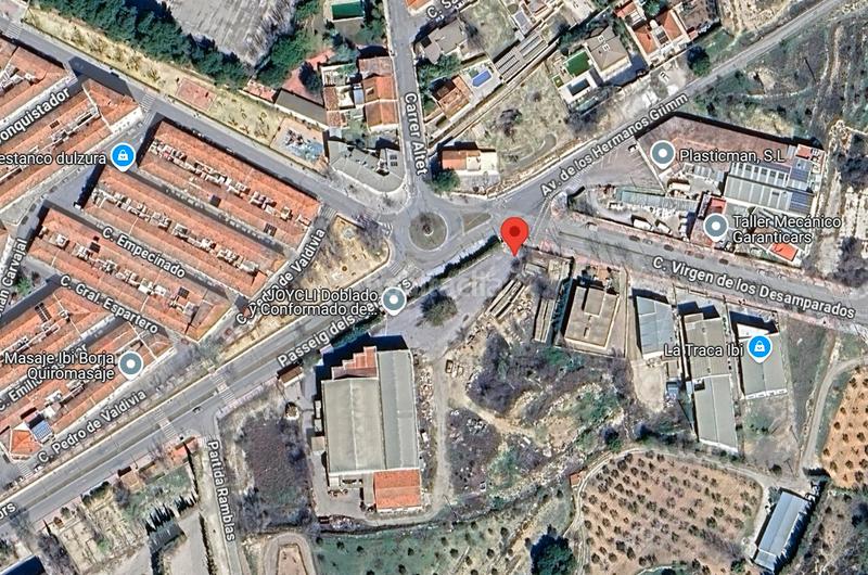 Foto 181488f9-e50c-43f5-a608-08e63a51d382. Fabrikhalle in Ibi