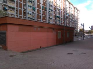 Aparcament cotxe a Avinguda de sant ildefons 20. Plaza de aparcamiento en cornellá de llobregat (barcelona)