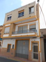 Pis  Calle fuster 34. Subasta de una vivienda y un local en alginet (valencia)