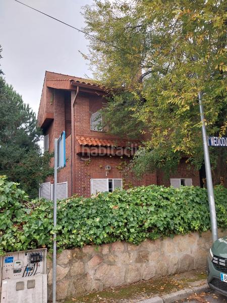 Foto c771902a-be88-4815-9c2f-6833b3054375. Pis a calle mediodía 22 a Las Matas-Peñascales Rozas de Madrid (Las)