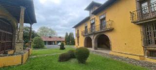 Büro in Urbanizacion parque de lieres 2. Subasta de palacio y villa en siero (asturias)