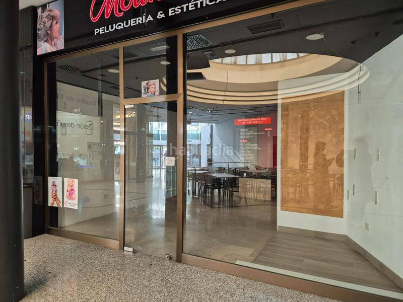 Foto b24e5acb-b9cc-4eaa-b302-b0e1649e2046. Local comercial en arabial 45 en Fígares Granada