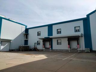 Bâtiment à usage industriel à N-630a 32