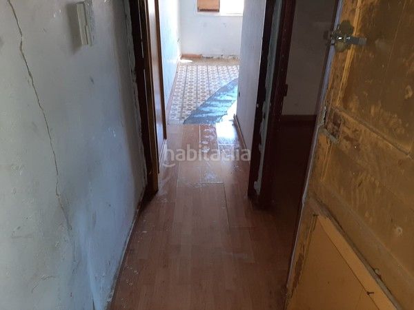 Foto 1ca5ed3a-02fc-4b35-86dd-c868d8992a81. Edifici a carrer barrinou 36 a Balaguer