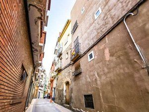 House in Carrer caporal rius 21. Subasta de casa en calle caporal rius de flix